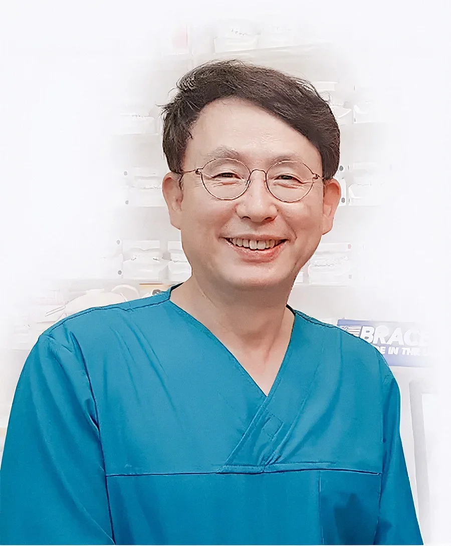 바른턱얼굴치과의원 대표원장 김태준